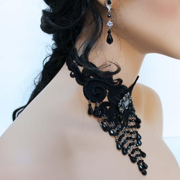 Black Teardrop Victorian Dangle Earrings