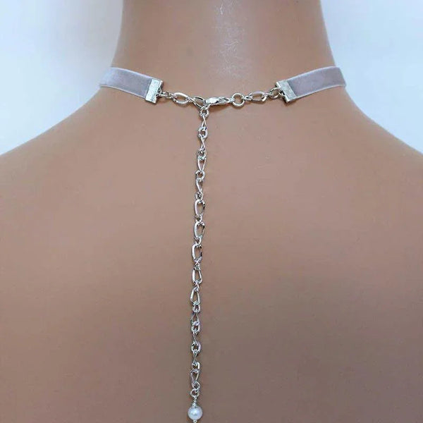 Dainty Pearl Velvet Choker Necklace