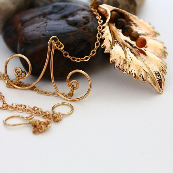 Gold Leaf Y Necklace