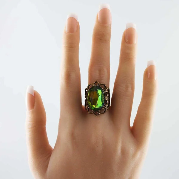 Green Crystal Victorian Filigree Ring