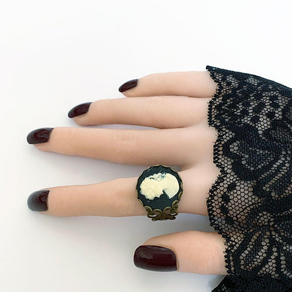 Victorian Adjustable Black Cameo Ring