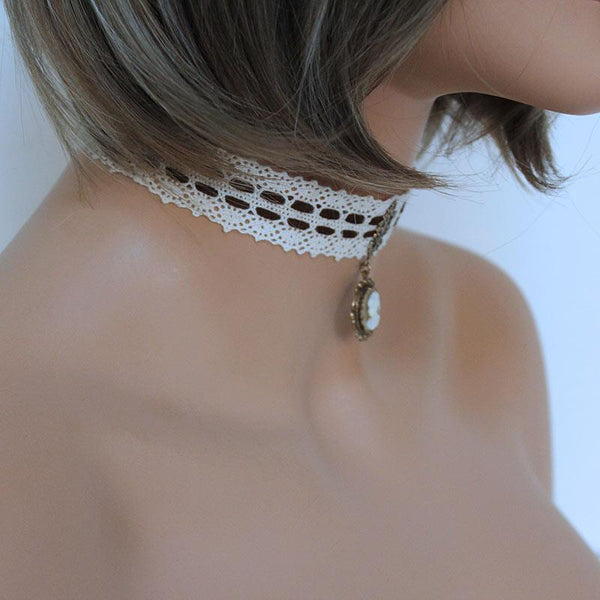 Victorian Cameo Pendant Choker