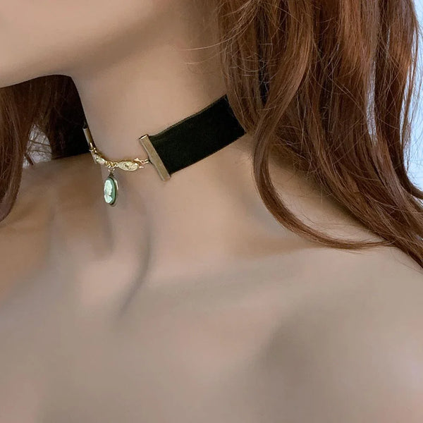 Victorian Green Velvet Cameo Choker